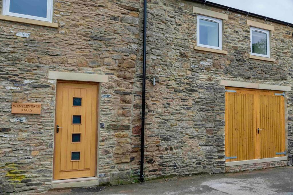 Wensleydale Halls Leyburn Exterior foto